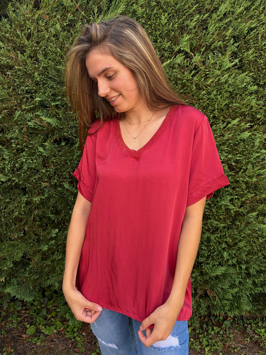 T-shirt col V Melissa bordeaux