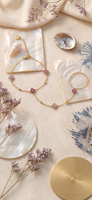 Chaine de main fleurs roses